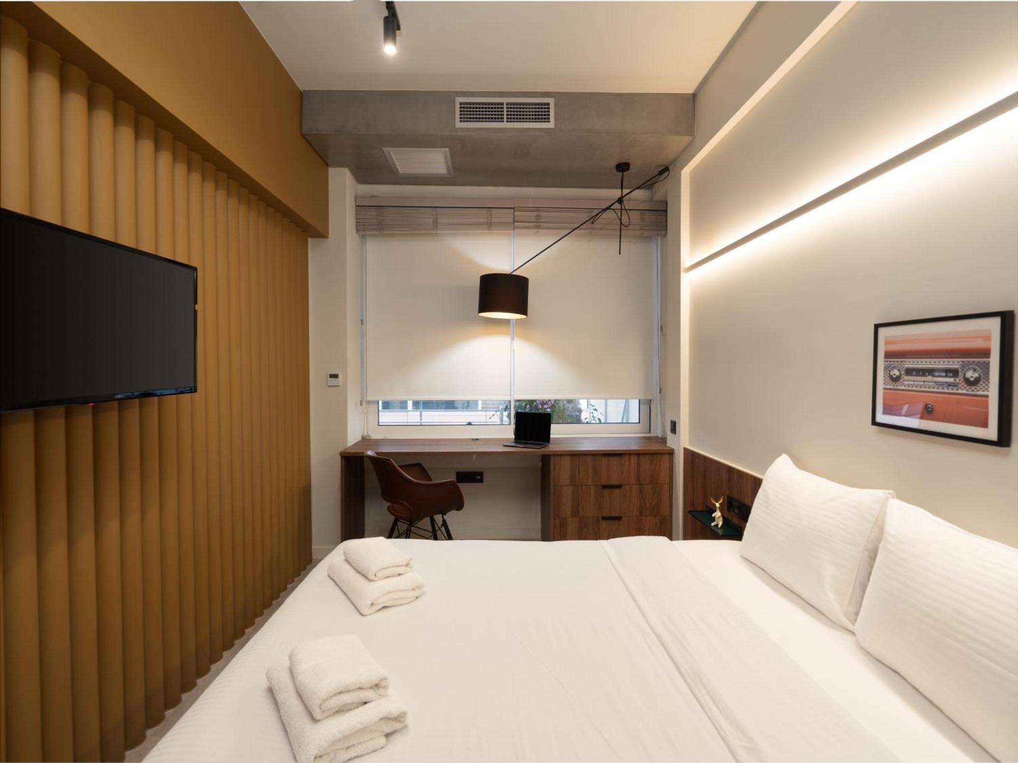A Place 4U No6 - City Escape With Balcony Lounge & Open Living Space Ateny Zewnętrze zdjęcie